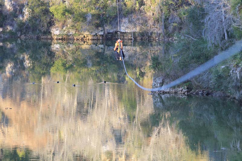 Zip bélés Közép-Floridában Zip a kanyonok