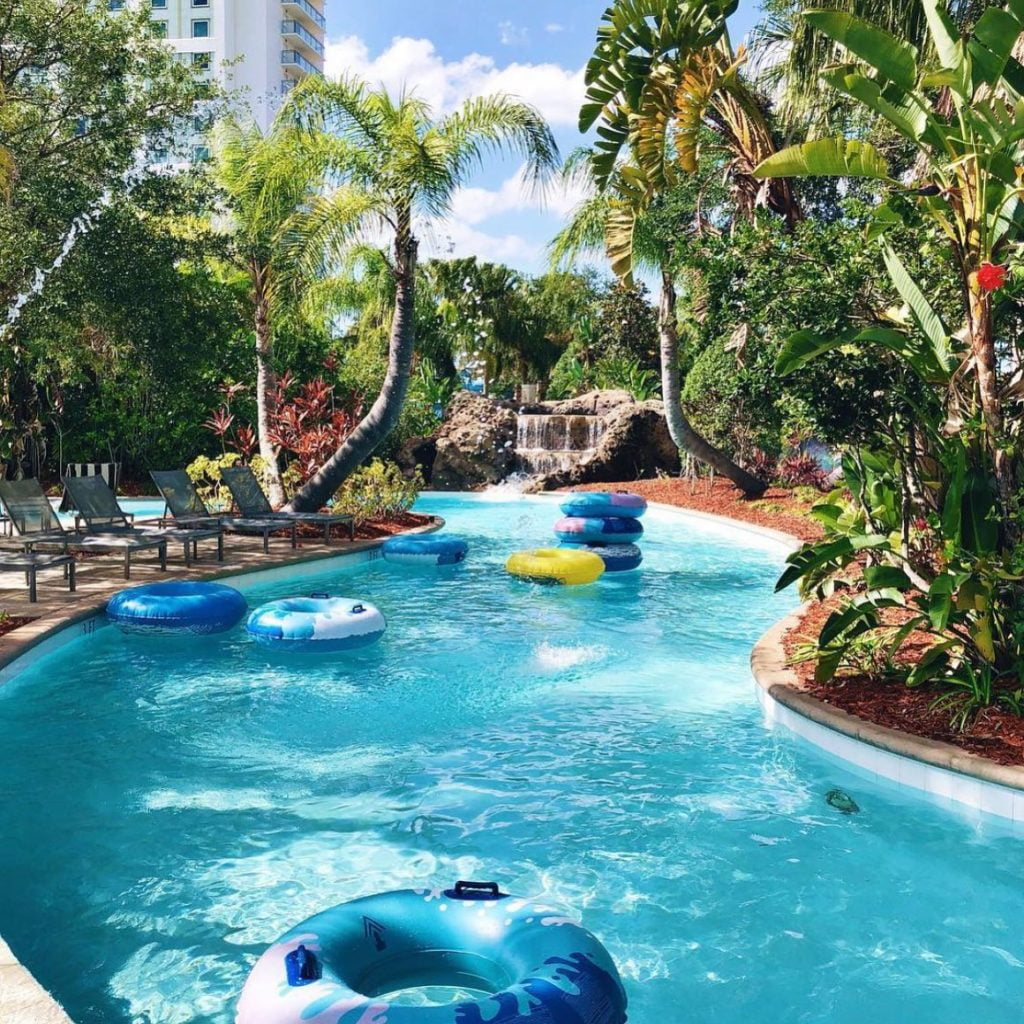 Hilton Orlando lazy river - Orlando resort pools