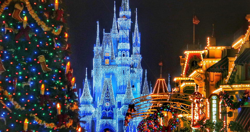 Top 8 Ways to Celebrate the Holidays at Disney World