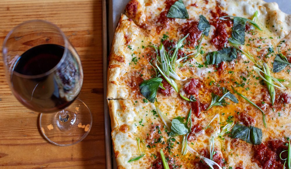 Pizza and Wine Deals for $40 or Less in Orlando
