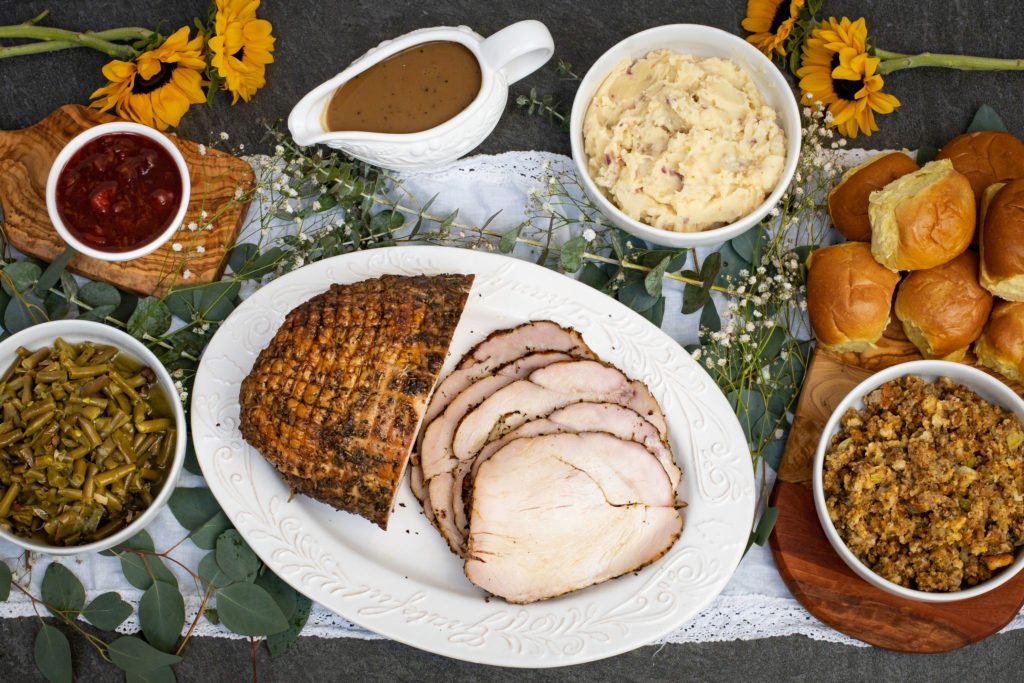4 Rivers Smokehouse Thanksgiving Dinner To-Go