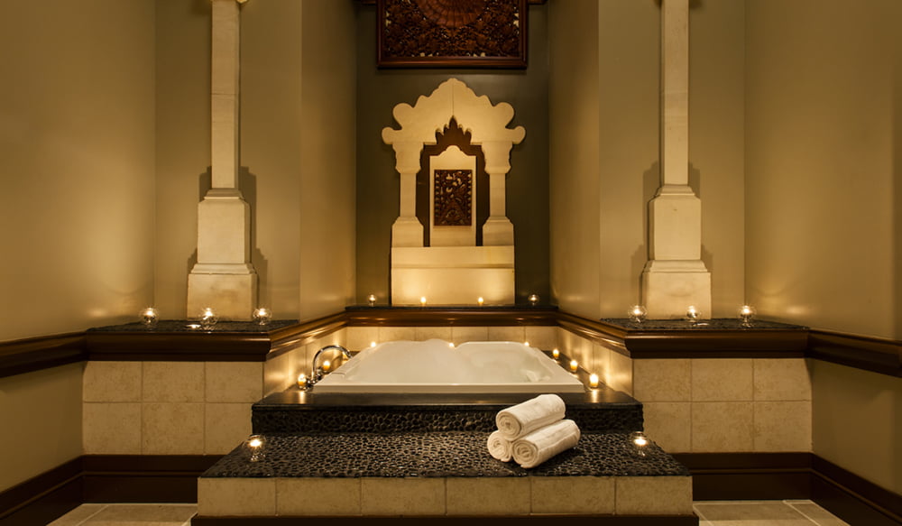 A Private, Home Luxury Spa Is The New Must-Have Luxe Amenity To Wash Over  Grand Style Living