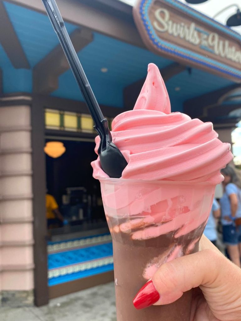 Peppermint Soft Serve and Frozen Hot Chocolate at Disney Springs 