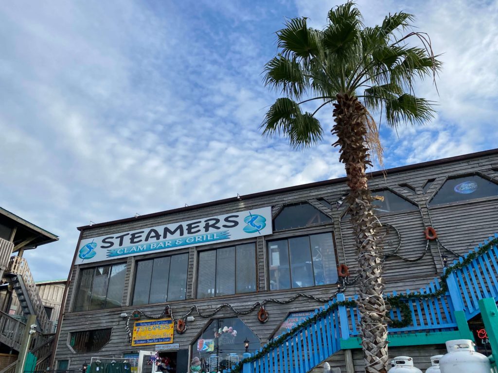 Steamers Clam Bar and Grill Cedar Key