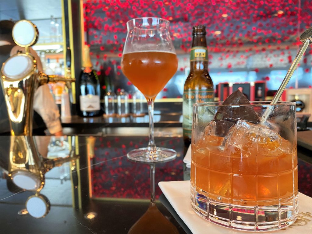 Drinks at The Rose Lounge for Adults on Disney Wish