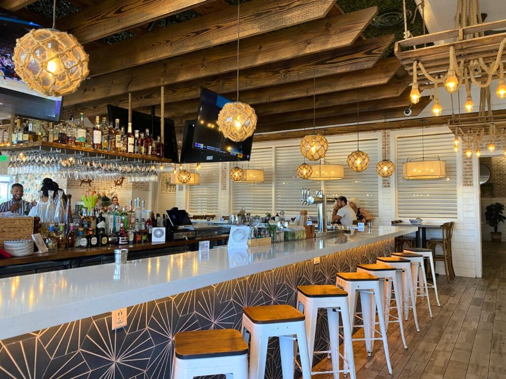 The Hampton Social Bar 